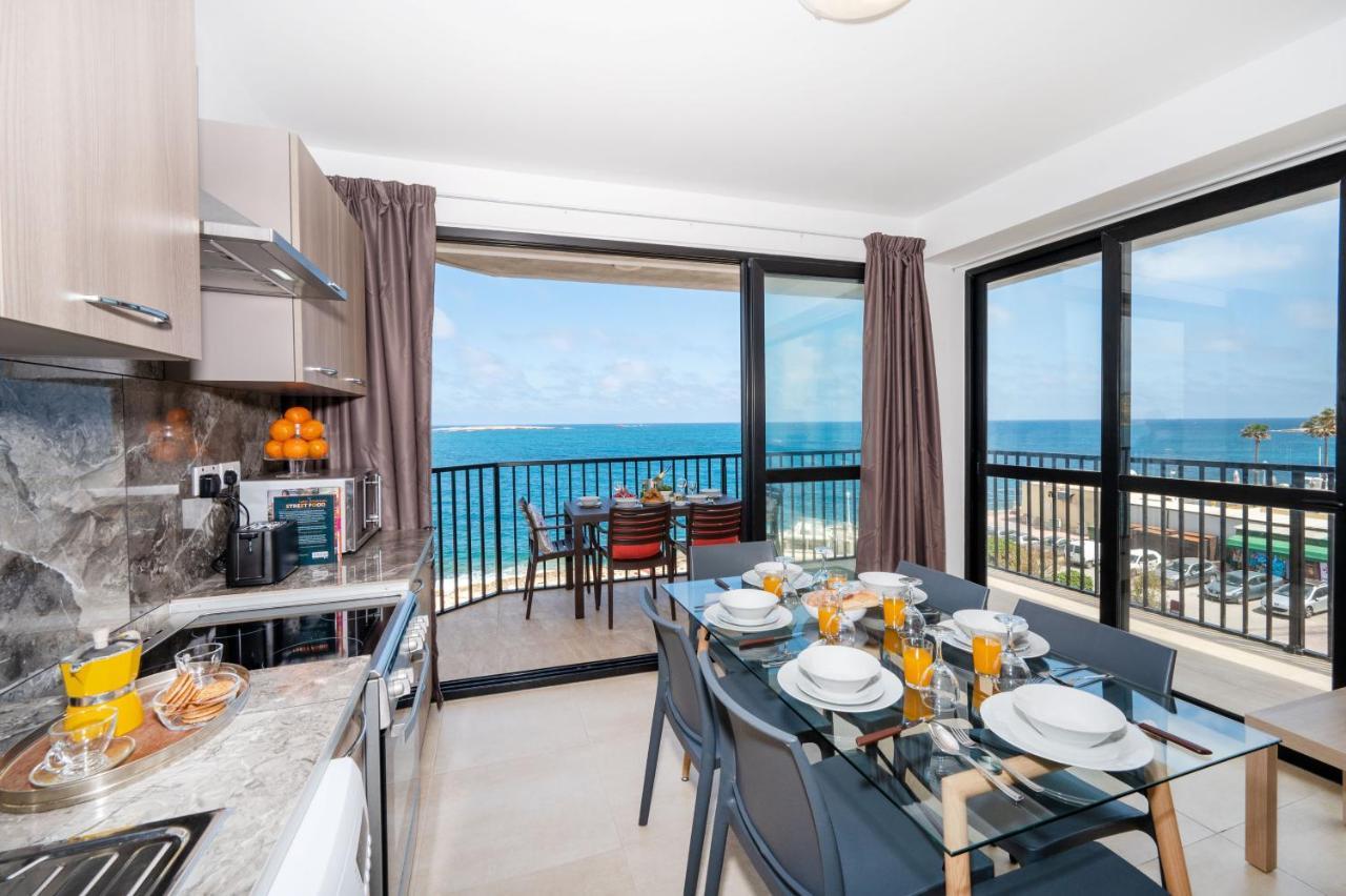 Islet Promenade Seafront Apartment With Large Corner Terrace By Getawaysmalta St. Paul's Bay Luaran gambar